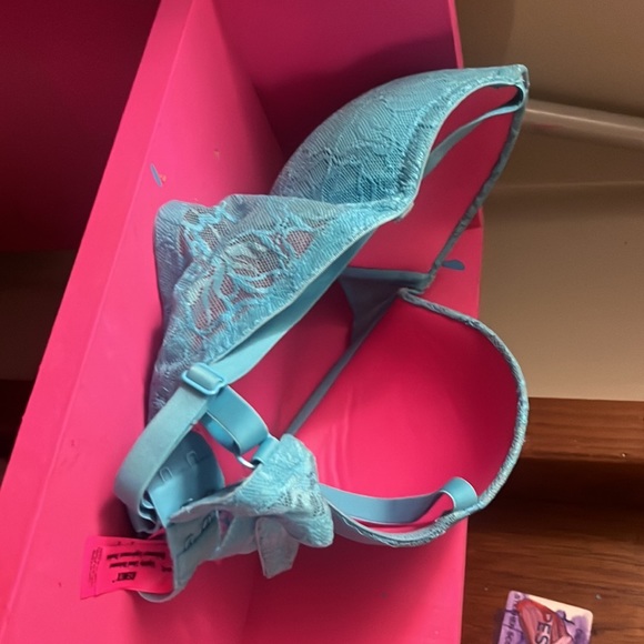 FOUR push-up bra bundle 38C La Senza and Victoria’s Secret - Picture 3 of 11